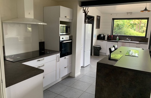 Meilhan Casa | Casa contemporánea de 190 m2 con jardín cercado.