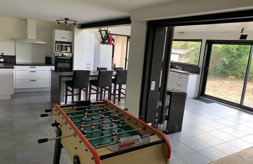 Meilhan Casa | Casa contemporánea de 190 m2 con jardín cercado.