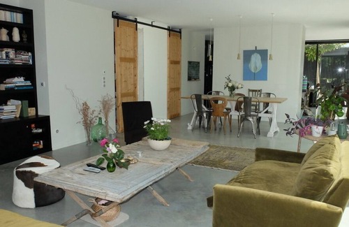 Yffiniac Villa | Contemporary house