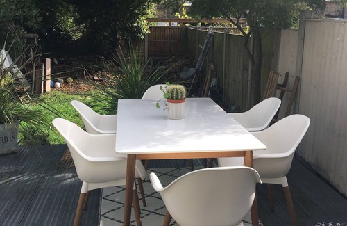 Highams Park Casa | Contemporary house London 4 minutes walk to station