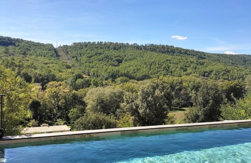 Salernes Casa | Contemporary house with swimming pool and panoramic view in Salernes