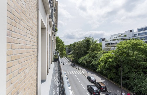 Quartier de Javel Apartamento | Precioso apartamento luminoso con balcón, muy cerca del Sena y la Torre Eiffel (Veeve)