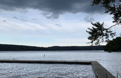 Wallenpaupauk Lake Estates Cabina | Cabina de registro contemporánea: * 2 bloques * del lago Wallenpaupack, situado en WLE