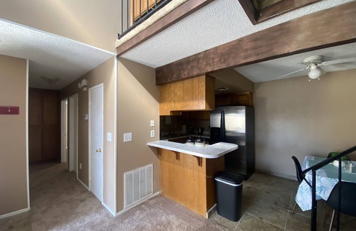 West Park Community Condominio | Contemporary Peaceful Getaway with Ample Parking