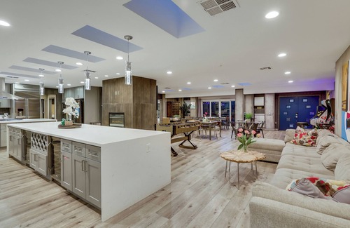 Las Vegas Villa | 12BR/12BA Contemporary Private Villa w/ Pool, Sports Court, Strip Views