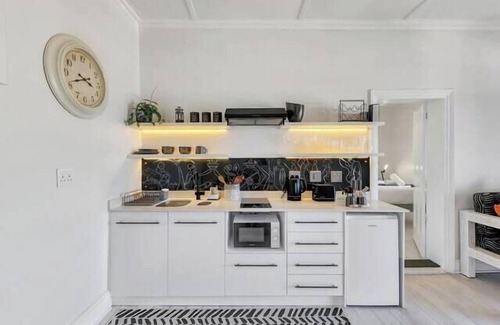 Observatory Apartamento | Contemporary & Stylish Apartment in Observatory