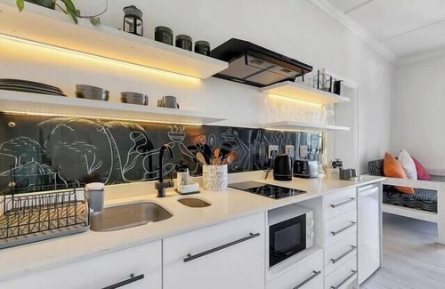 Observatory Apartamento | Contemporary & Stylish Apartment in Observatory