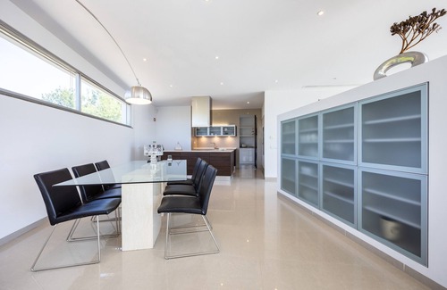 Santo Estevao Villa | Contemporary Tavira Villa | 2 Bedrooms | Casa Henna | Modern Furnishings