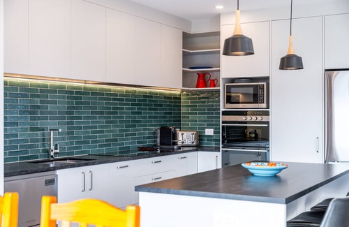 Albert Town Casa | Contemporary Thyme Cottage