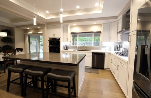 Rancho Bernardo Casa | Hogar moderno y altamente actualizado 2BR / 2BA - Jubilados o ejecutivos (comunidad de 55+)
