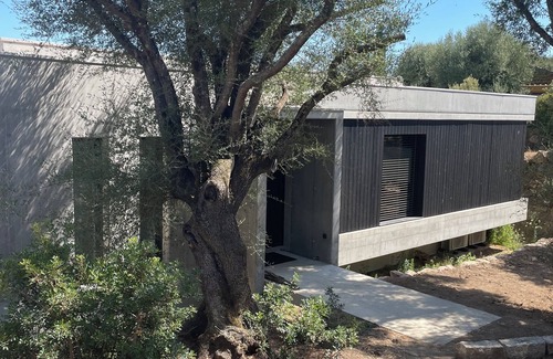 Serra-di-Ferro Villa | Contemporary villa sea view heated pool