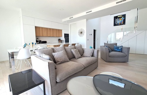 Finestrat Villa | Contemporary house 2021, near the sea, swimming pool