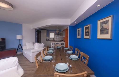 Kabatas Condominio | Contemporary Waterfront Apt. with a Stunning View