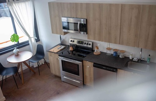 Center City Apartamento | Centro de la ciudad Vistas Loft de 2 pisos - 2 cuadras al Centro de Convenciones, Broad st.