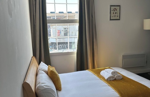 Hull Hotel | continental hotel