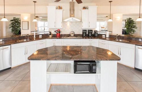 Sandbridge Casa | Contingent Sea- Great for large families