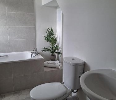 Fenny Stratford Casa | Contractors, event visitors, & tourists Bletchley