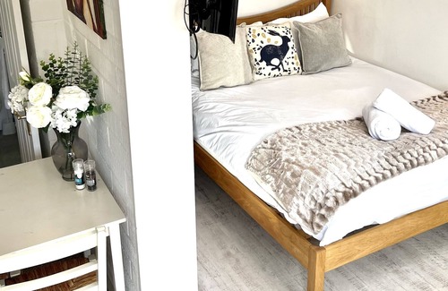 Bletchley Apartamento | Contractors Luxurious Cozy Studio Apartment in MK