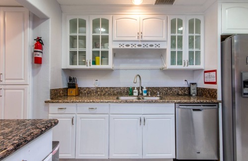 Sherwood Forest and Thistle Development Casa | Conveniencia ubicación! Solo 2. 5 millas a Disneyland, 13 millas a Huntington Beach