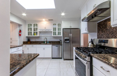 Sherwood Forest and Thistle Development Casa | Conveniencia ubicación! Solo 2. 5 millas a Disneyland, 13 millas a Huntington Beach