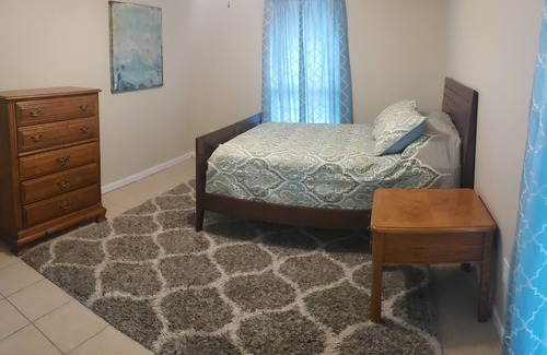 Arlington Casa | Convenient 2 bedroom townhouse