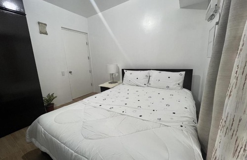 Santa Cruz Apartamento | Convenient 2-Bedroom Condo Unit in the Metro