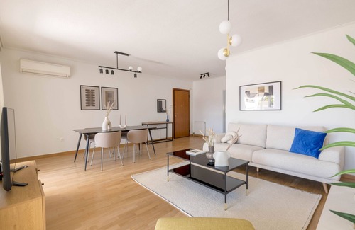 Khalandrion Apartamento | Convenient 3BR Apartment in Chalandri