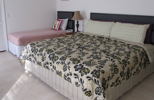 Chatham Park Casa | Conveniente casa de vacaciones familiares con piscina privada: 15 min. de Disney World