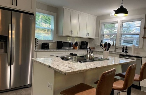 Winston - Salem Casa | Convenient & Freshly updated 3 bedroom 1 bath home