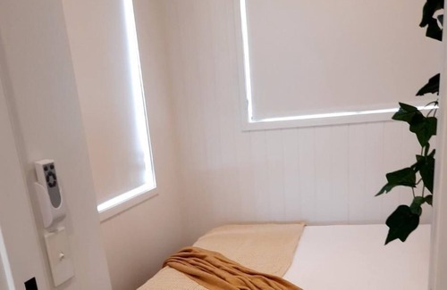Gatton Cabina | Convenient Tiny House ~ Lockyer Valley Gatton