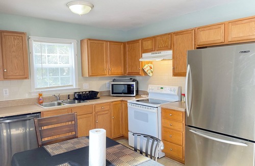 Winston - Salem Casa | ✨Cozy SMART Home Mins. Desde el centro y Hanes Mall✨