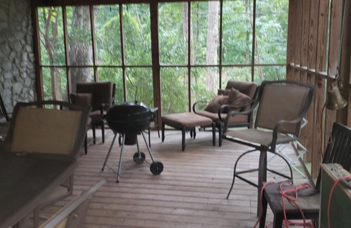 Counce Casa | Convenient to State Line Boat Ramp - Flintstone Cabin