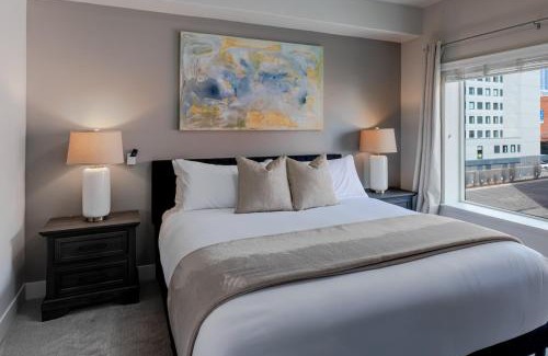 Rio Grande Apartamento | Convention Ctr Luxury 1BR Pool Gym Hot Tub
