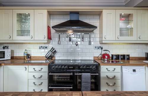 Llanfairpwllgwyngyll Apartamento | Converted Former Rectory - Snowdonia View