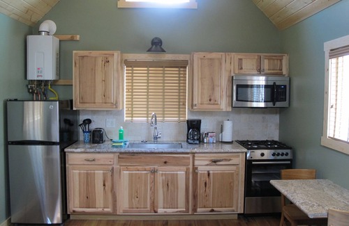 Crowley Lake Cabina | Convict Lake Resort