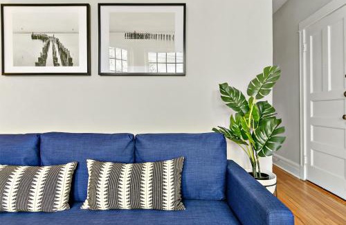 Wrigleyville Apartamento | Cool 2BR Apartment close to Fun City - Grace 2