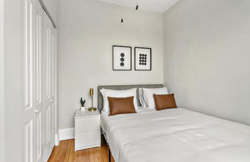 Wrigleyville Apartamento | Cool 2BR Apartment close to Fun City - Grace 2