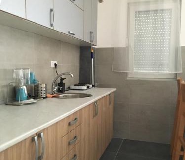 Cacak Apartamento | Cool Apartments with FREE PARKING