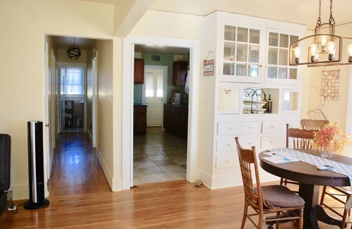 Point Loma Heights Casa | Cool, Big Beach House * aire acondicionado, se admiten perros, cerca de la playa, ¡agradable!