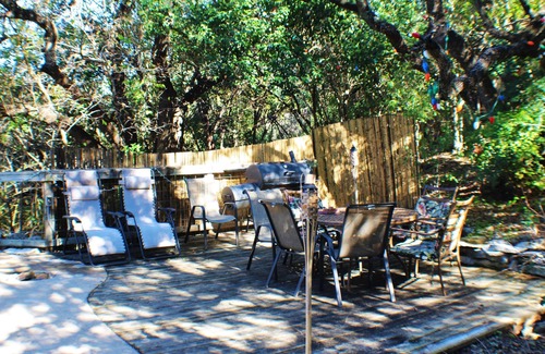 Tarrytown Casa | RARA SECLUDED 1940 ESTADO CENTRAL AUSTIN GETAWAY HOME