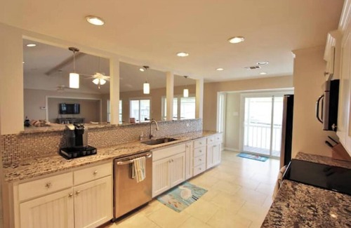 Rockport Villa | Cool Coastal Getaway with a Pool!