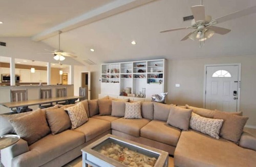 Rockport Villa | Cool Coastal Getaway with a Pool!