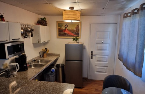 Dolega Casa | Cool Loft, King Bed, in Dolega, 10min to David/20min to Boquete. Private Parking