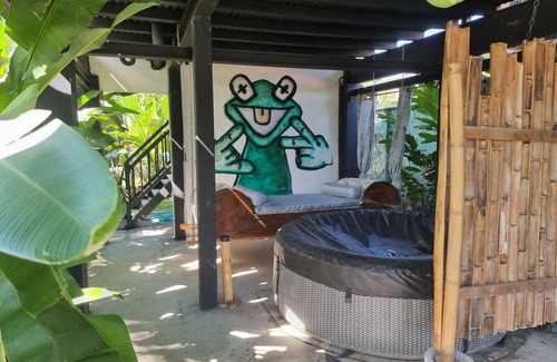 Dolega Casa | Cool Loft, King Bed, in Dolega, 10min to David/20min to Boquete. Private Parking