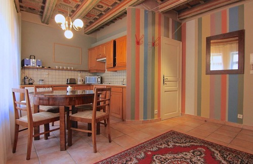 Mala Strana Apartamento | Genial apartamento en Mala Strana con balcón