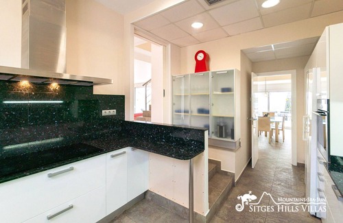 Vallpineda Villa | Villa Giovanna