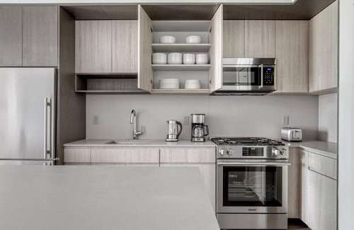 South Loop Apartamento | Cool South Loop 2BR w/ Pool, Gym & Sports, nr Grant Park, by Blueground