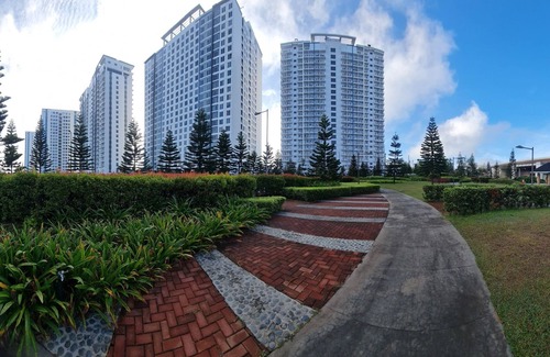Silang Junction South Condominio | Cool Tagaytay Affordable Staycation with Free Parking on Site