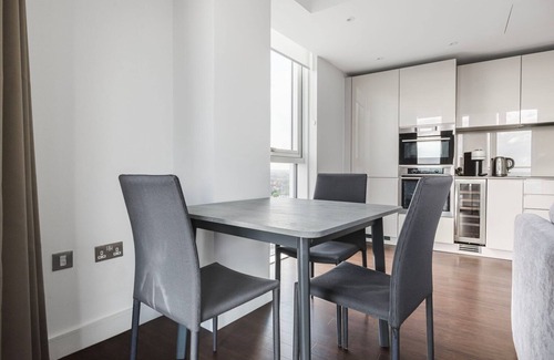 Vauxhall Apartamento | Cool Vauxhall 1BR w/ Gym, Media Room, W/D, Balcony & A/C, by Blueground