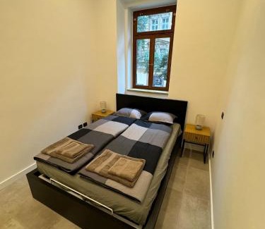 Karlin Apartamento | Cool Vitkova apartment with balcony